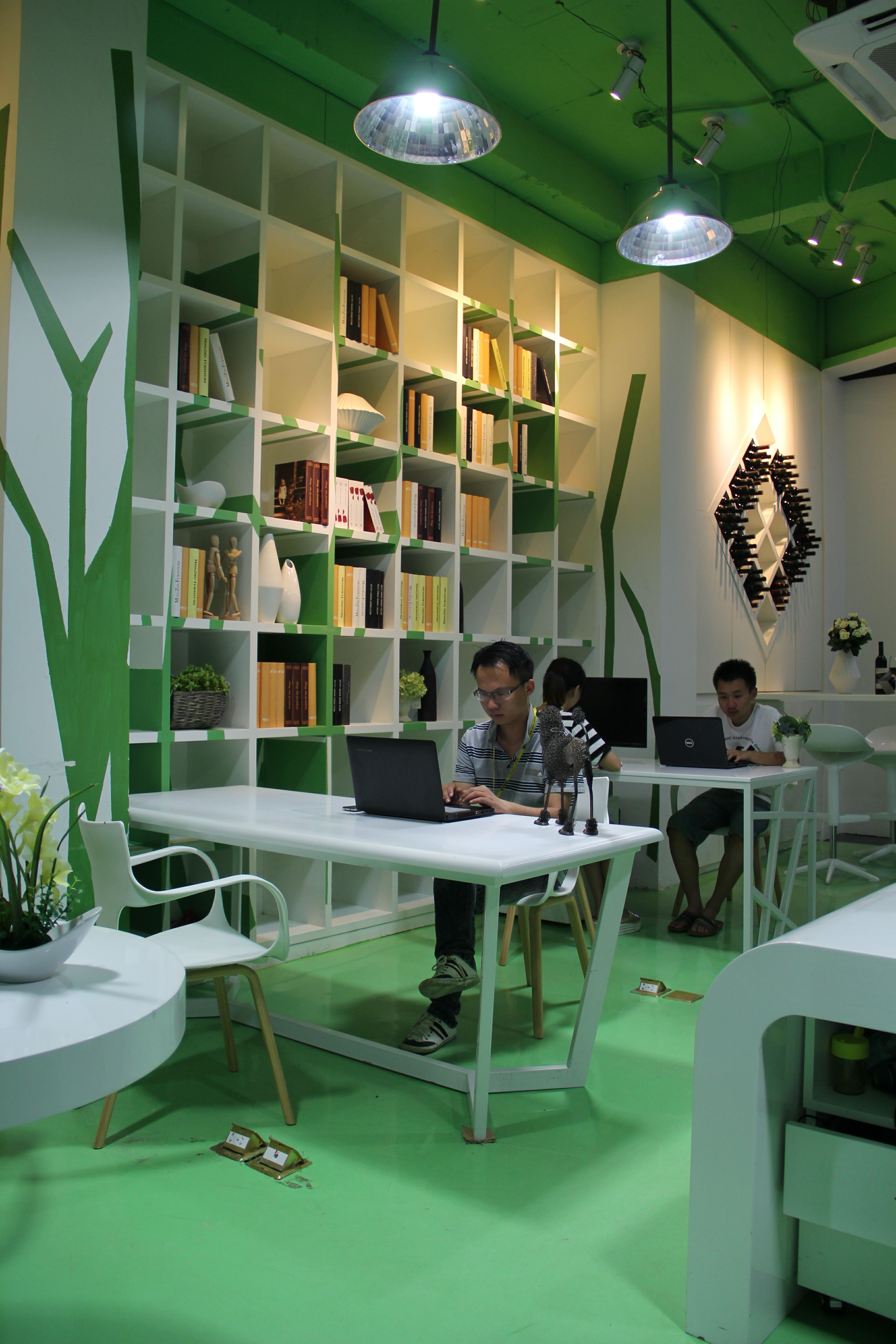 元裝風(fēng)格辦公室裝修設(shè)計-第3張圖片-上海古都建筑設(shè)計集團