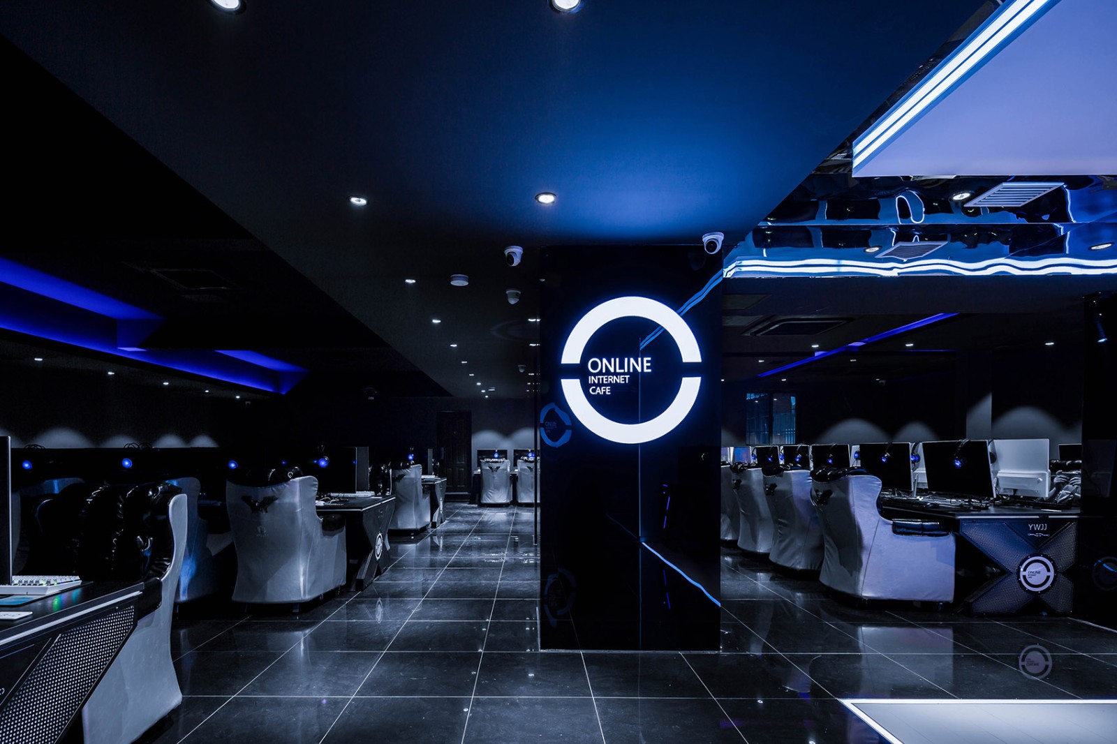 科技電競風(fēng)格網(wǎng)吧裝修設(shè)計-第4張圖片-上海古都建筑設(shè)計集團(tuán)