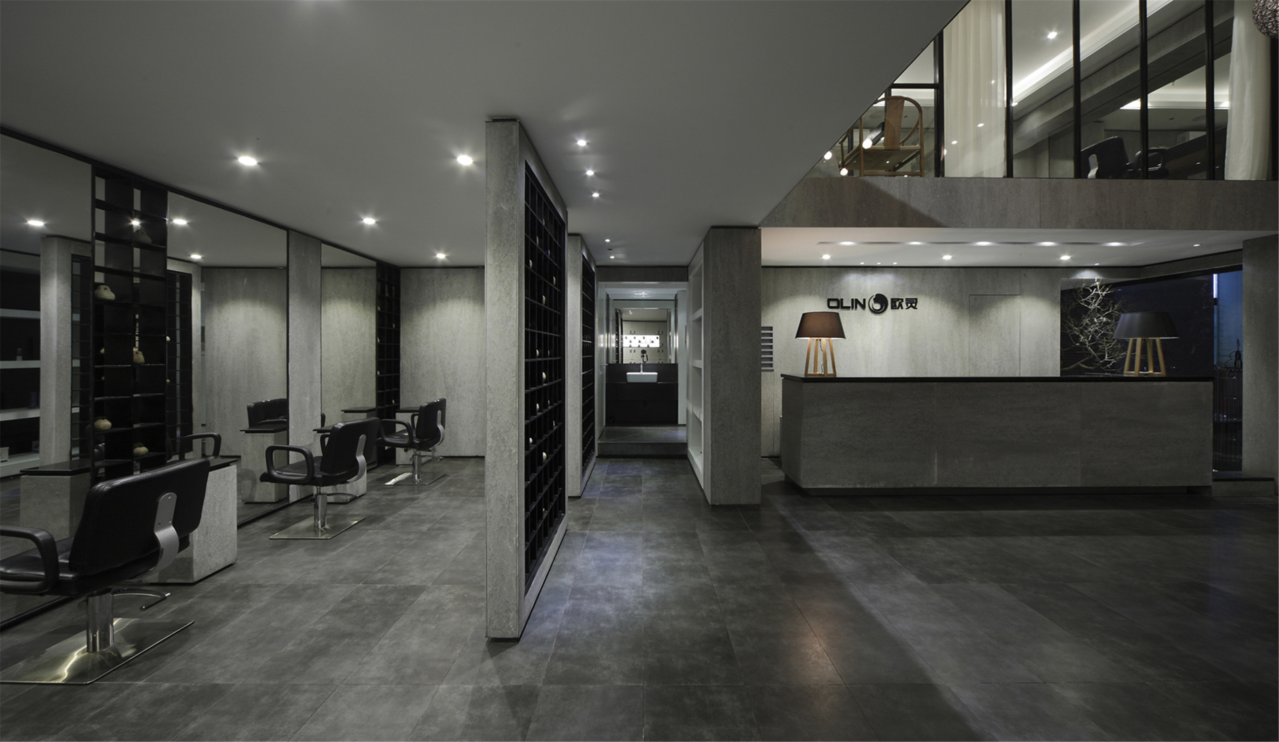 復(fù)式風(fēng)格理發(fā)店裝修設(shè)計-第2張圖片-上海古都建筑設(shè)計集團